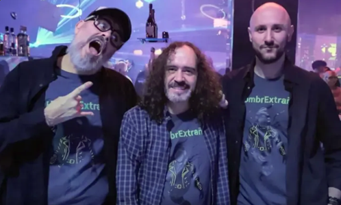 HombrExtrañØ: el Rock and Roll llama a tu puerta. Abre sin dudar