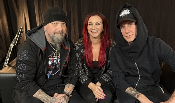 Nergal de Behemoth a los críticos en internet: «Si no tienes huevos para decirme las cosas a la cara, ¡vete a tomar por culo!»